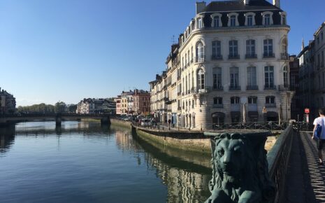 Visite de Bayonne, Guide Bayonne