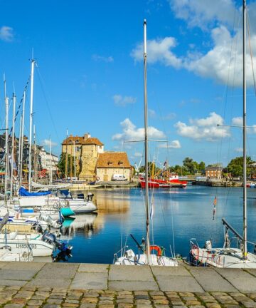 Visite d'Honfleur, Visite de Honfleur,