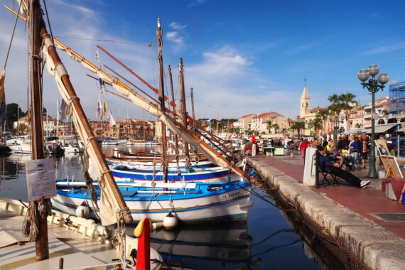 Visite de Sanary, Guide Sanary