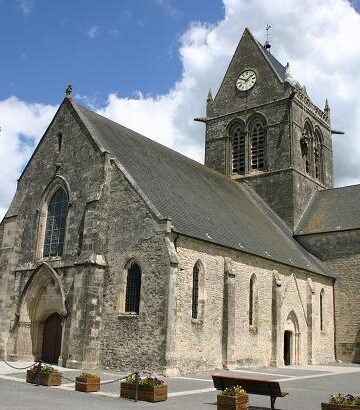 Visite de Sainte Mère Eglise