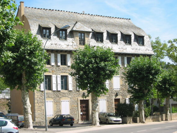 Guide Touristique Mende, Visite de Mende, Guide Mende, Guide Lozère, Guide Conférencier Mende, Visiter Mende, Guide Occitanie