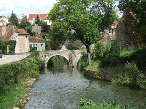 Visiter Semur en Auxois