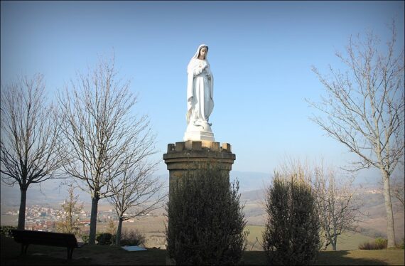 Guide Oingt, Visiter le Beaujolais