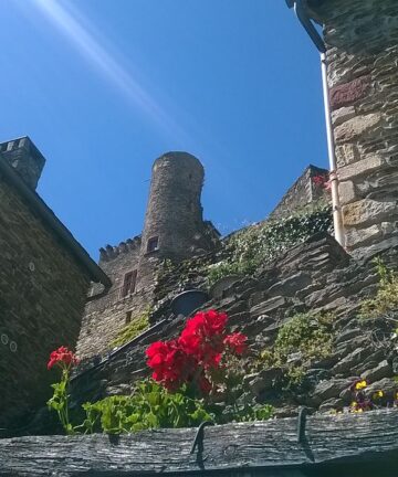 Visite de Belcastel, Visite Guidée Belcastel