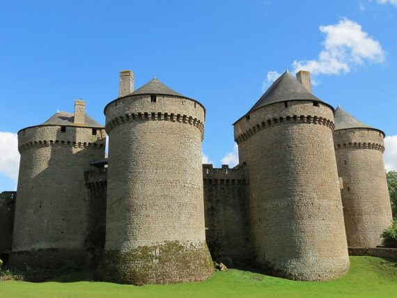 Visite Guidée Lassay les Chateaux