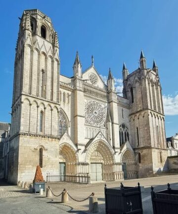 Visite de Poitiers, Visiter Poitiers