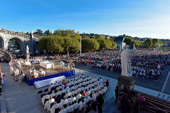 Visite Guidée de Notre Dame de Lourdes